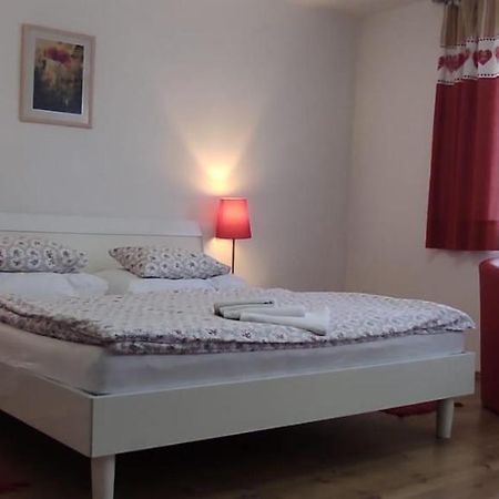 Ubytovanie City Izba Тренчианске-Теплице Экстерьер фото